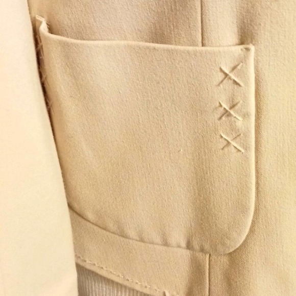 Atelier Blazer Jacket Size 10 Cream Beige Modern Fitted Career Front Pockets - Picture 3 of 16